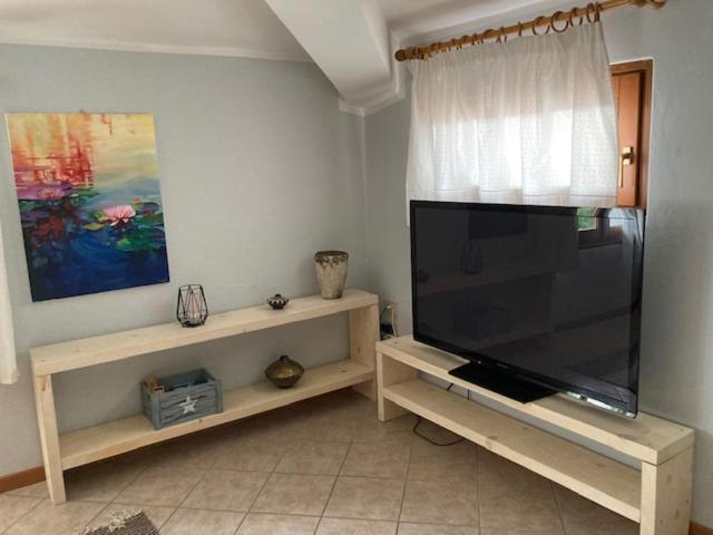 Appartement Al Clisi Graziosa Mansarda à Villanuova sul clisi Extérieur photo